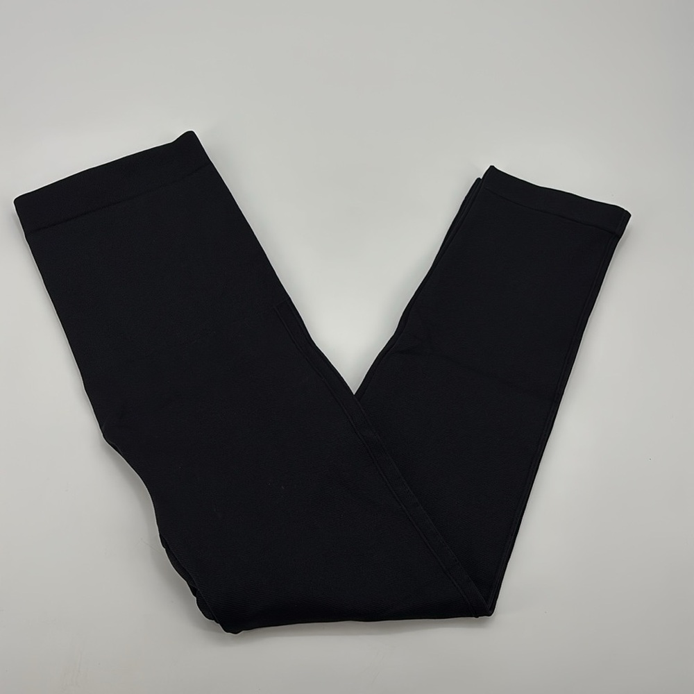 Empetua by Shapermint Daily Flaunt Mid-Waist Shaping Capri black size M NWOT - Picture 2 of 6